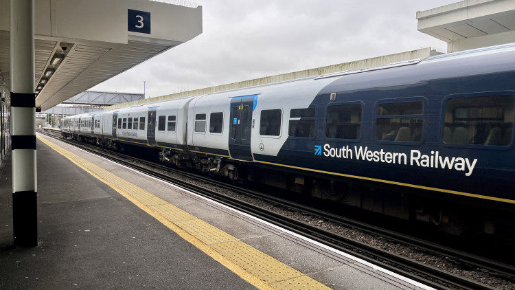 There was a casualty on the tracks in the Twickenham area on 24 September (credit: Nub News).