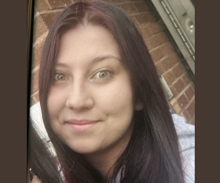 Police are increasingly concerned for missing 18-year-old Alexandra from Leamington, last seen in Sydenham on Friday (25 September) (image via Leamington Police) 