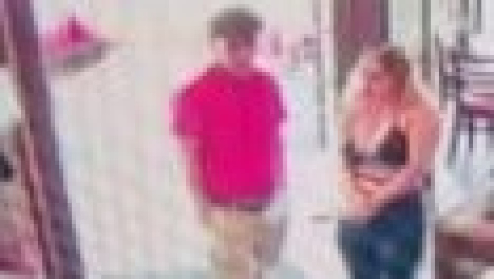 Police would like to the two people in the picture as they believe they could assist with their enquiries (Image via GMP)
