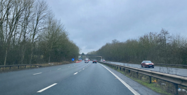The road is shut between the A45 (Coventry) junction and the A452 (Warwick)