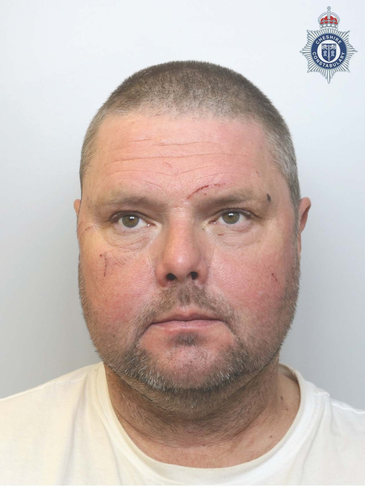Police are appealing for help in tracing Andrew MacDonald who is wanted for failing to comply with a suspended sentence. (Photo: Cheshire Police) 