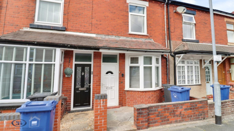 This week we are showcasing a three-bedroom house in Newcastle-under-Lyme (images via Stephenson Browne)