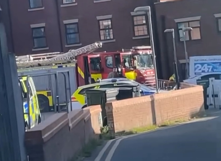 Police, fire and ambulance crews descended on Maydews Passage in Macclesfield following 'concern for welfare' reports (Credit: Warren Nesbit)