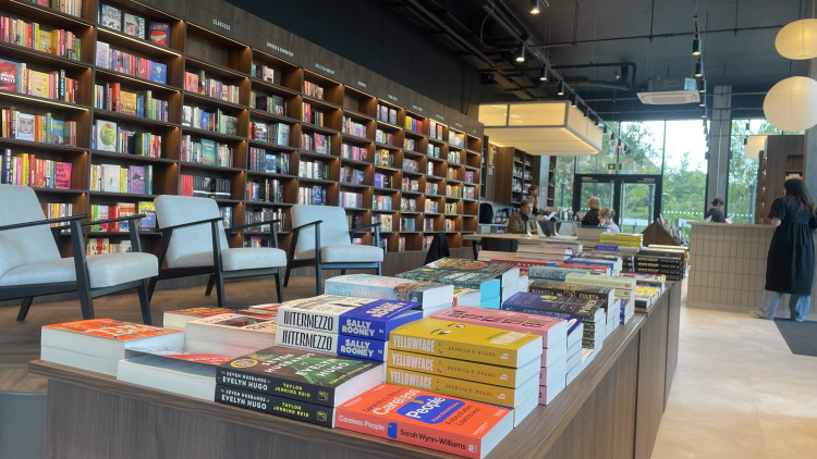 Prologue, a new bookshop, café and bar has opened in Stockport town centre’s Weir Mill neighbourhood (Image - Nub News)