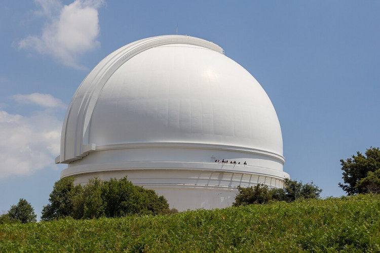 Inside the 200” Palomar Observatory. A talk by Bud Budzynski