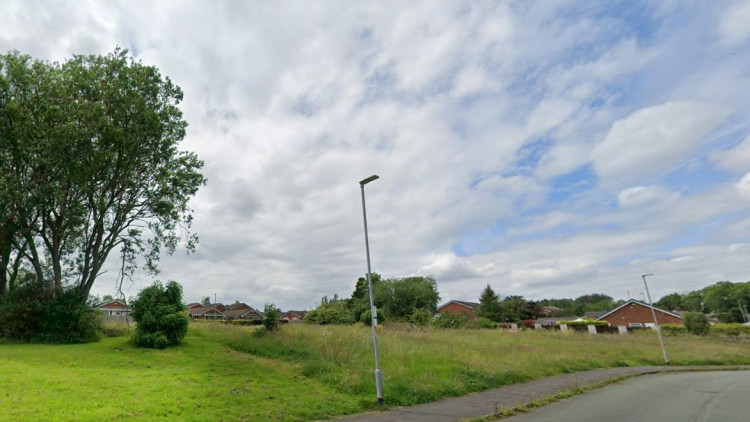 Land off Canberra Crescent (image via Google Street View)