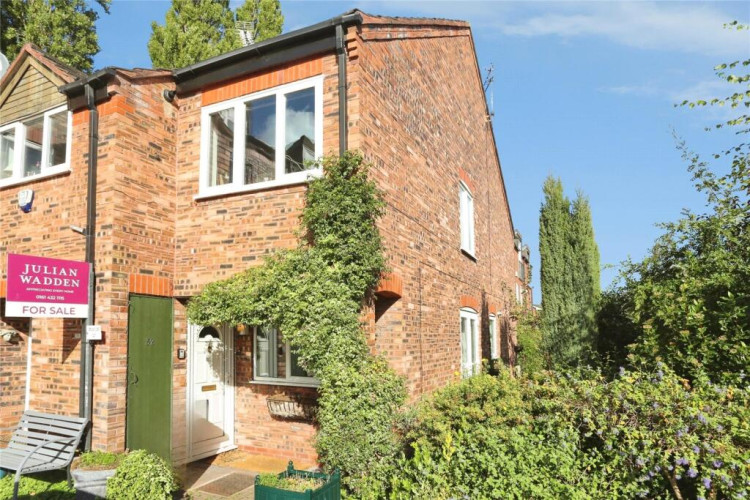 Our friends and sponsors at Julian Wadden present this 'rare' opportunity to buy this lovely ground floor flat in Heaton Mersey (Image - Julian Wadden)