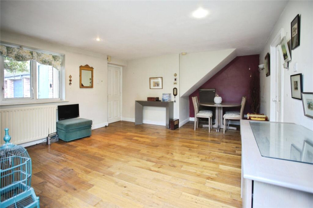 Our friends and sponsors at Julian Wadden present this 'rare' opportunity to buy this lovely ground floor flat in Heaton Mersey (Image - Julian Wadden)