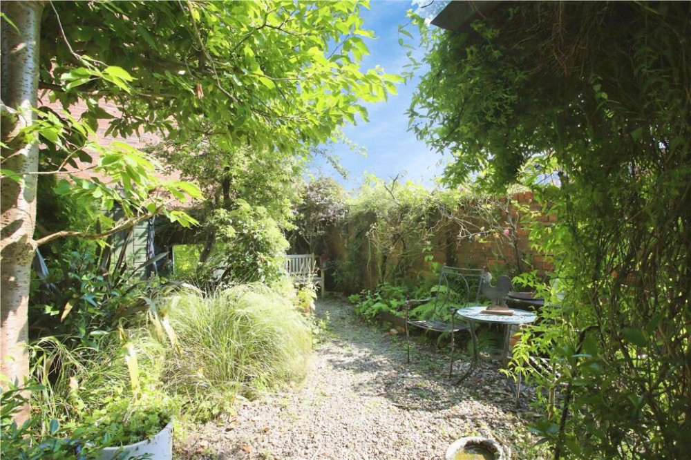 Our friends and sponsors at Julian Wadden present this 'rare' opportunity to buy this lovely ground floor flat in Heaton Mersey (Image - Julian Wadden)