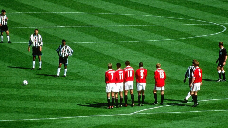 David May (right) started for Manchester United in the 1999 FA Cup final (Credit: Michael Cairns, CC BY 2.0, via Wikimedia Commons)