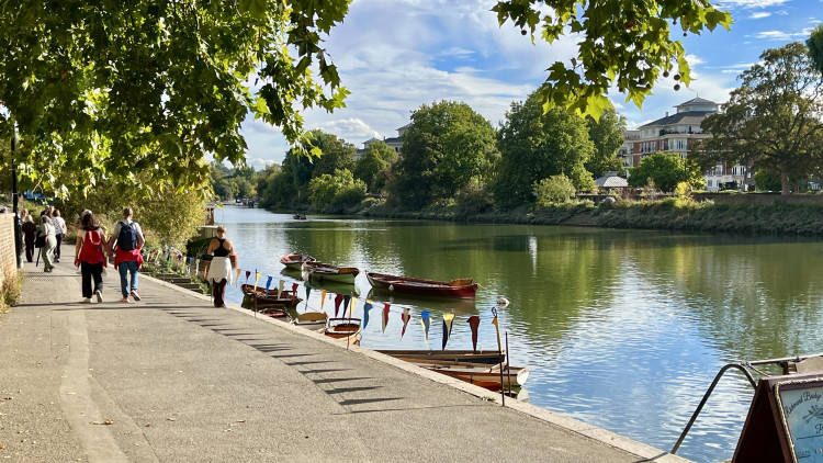 Enjoy Children's Literature Festival, Kew Society's Open-Mic Poetry and more in Richmond this weekend (credit: Nub News).