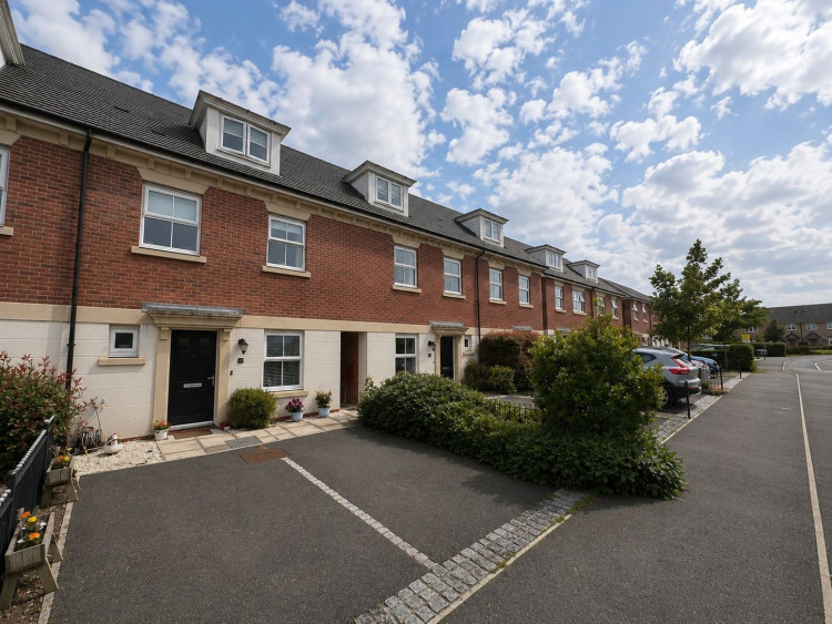 Thornley Groves presents this character style three-storey house (Thornley Groves)