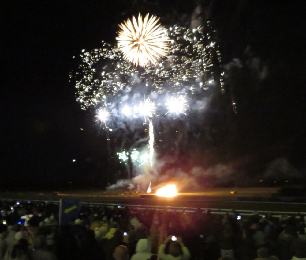 Tickets are now on sale for this year's Warwick town bonfire and fireworks at Warwick Racecourse (image supplied)
