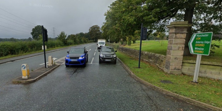 The A34 Melrose Way is currently closed in both directions following a 'serious' crash (Credit: Google Maps)