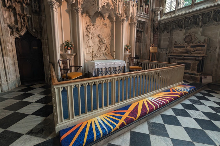 A new art piece, 'The Light of Salvation' by Katie Jones, inspired by Beauchamp Chapel, has been unveiled at St. Mary's Church in Warwick (image supplied)