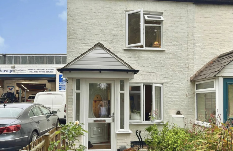 This week, we have looked at 'a two-bedroom cottage on Church Terrance in Leamington,' currently available for £315,000.