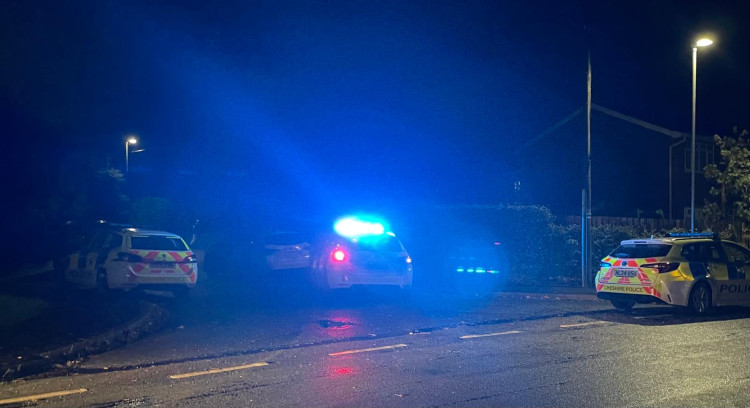 Cheshire Police were called to Truro Close in Broken Cross following reports of a large group of teenagers (Credit: Warren Nesbit)