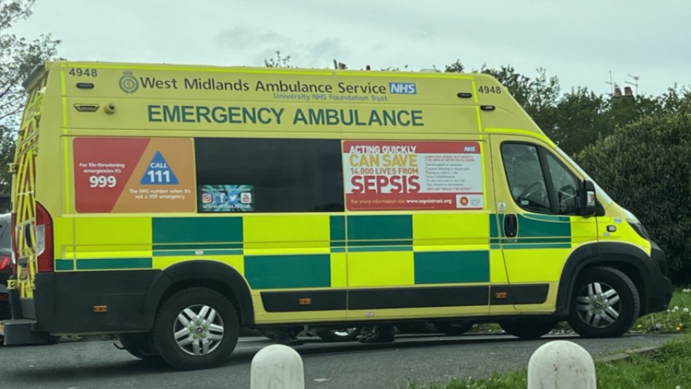 Three ambulances, a paramedic officer and a Midlands Air Ambulance attended the scene (image via Nub News)