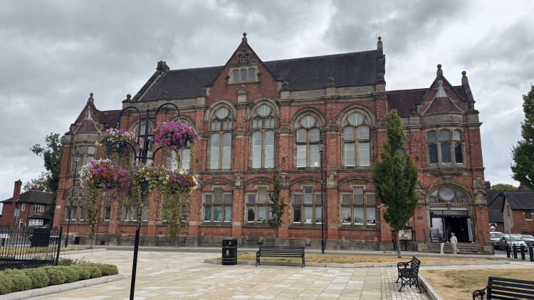 There's lots going on in Stoke this weekend including a performance at Fenton Town Hall (image via Nub News)