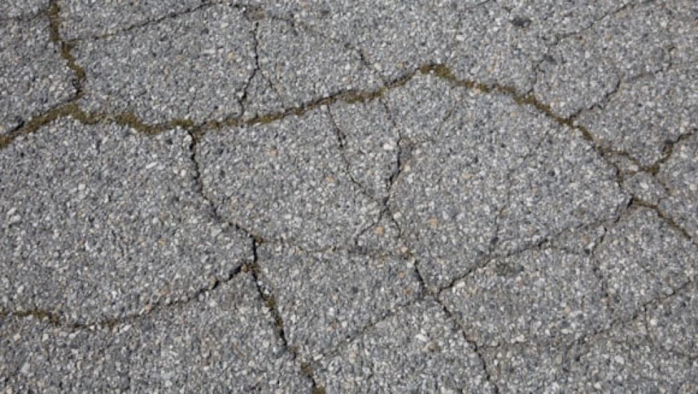 No specific Hitchin roads or repair dates were identified in the announcement.