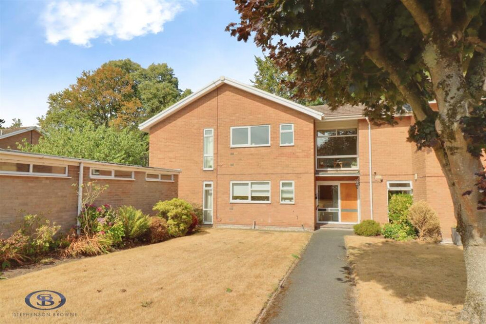 Two bedroom ground floor apartment conveniently positioned within a highly desirable development. (Photo: Stephenson Browne)