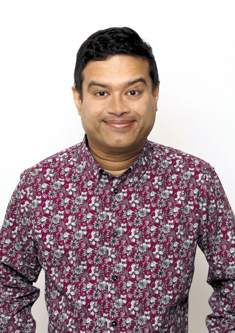 Paul Sinha to headline launch night in Hitchin