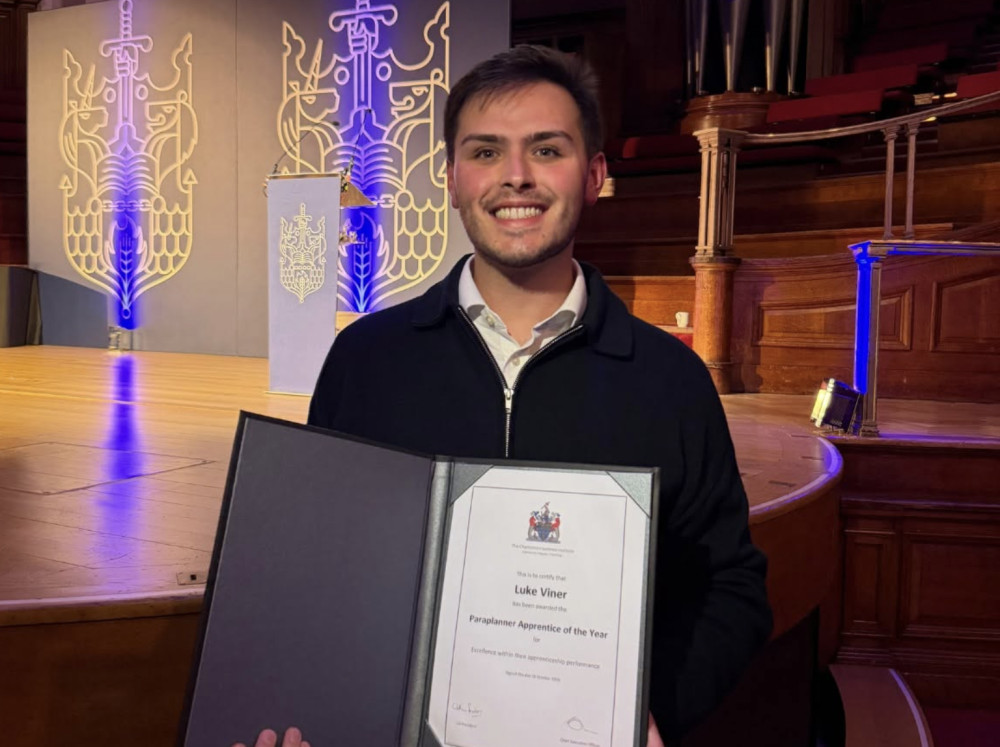 Luke Viner of Simpson Financial Services was named Paraplanner Apprentice of the Year at the CII & PFS awards in London (image via SFS) 