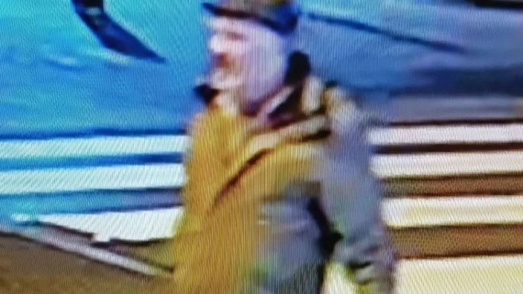 Street assault: police release image after two injured