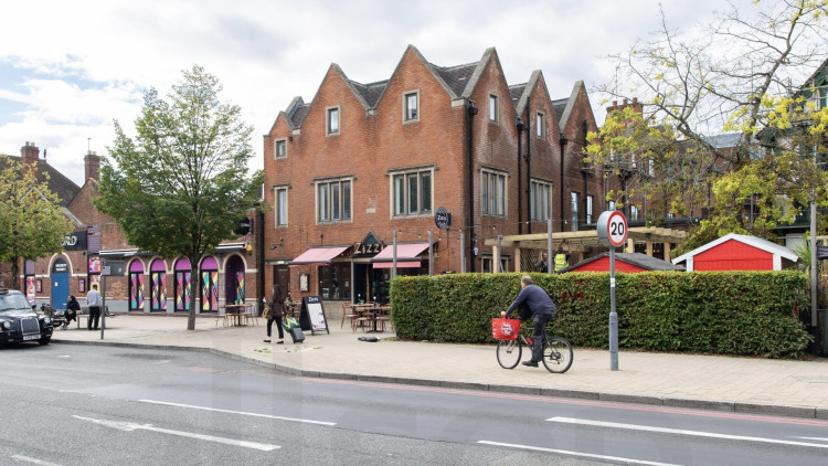 The restaurant is occupied by Italian chain Zizzi, which has a lease running until 2028 (Image via Allsop)