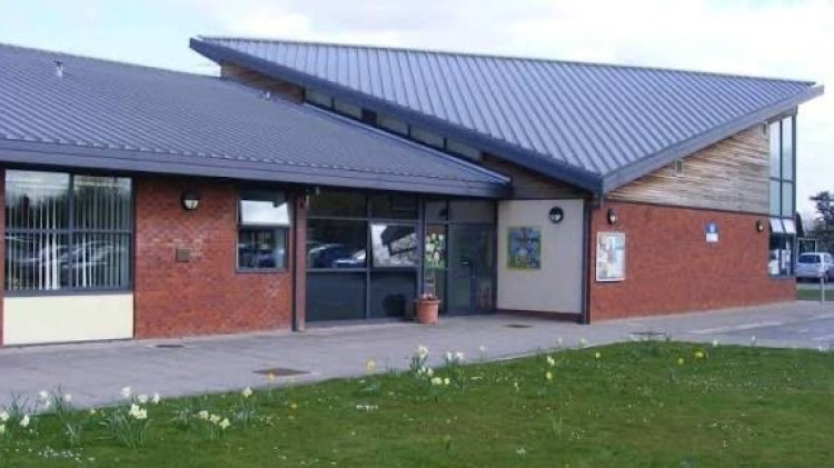 Ladybridge Primary School, based on Councillor Lane in Cheadle, received warm praise in a recent Ofsted report (Image - Google Maps)