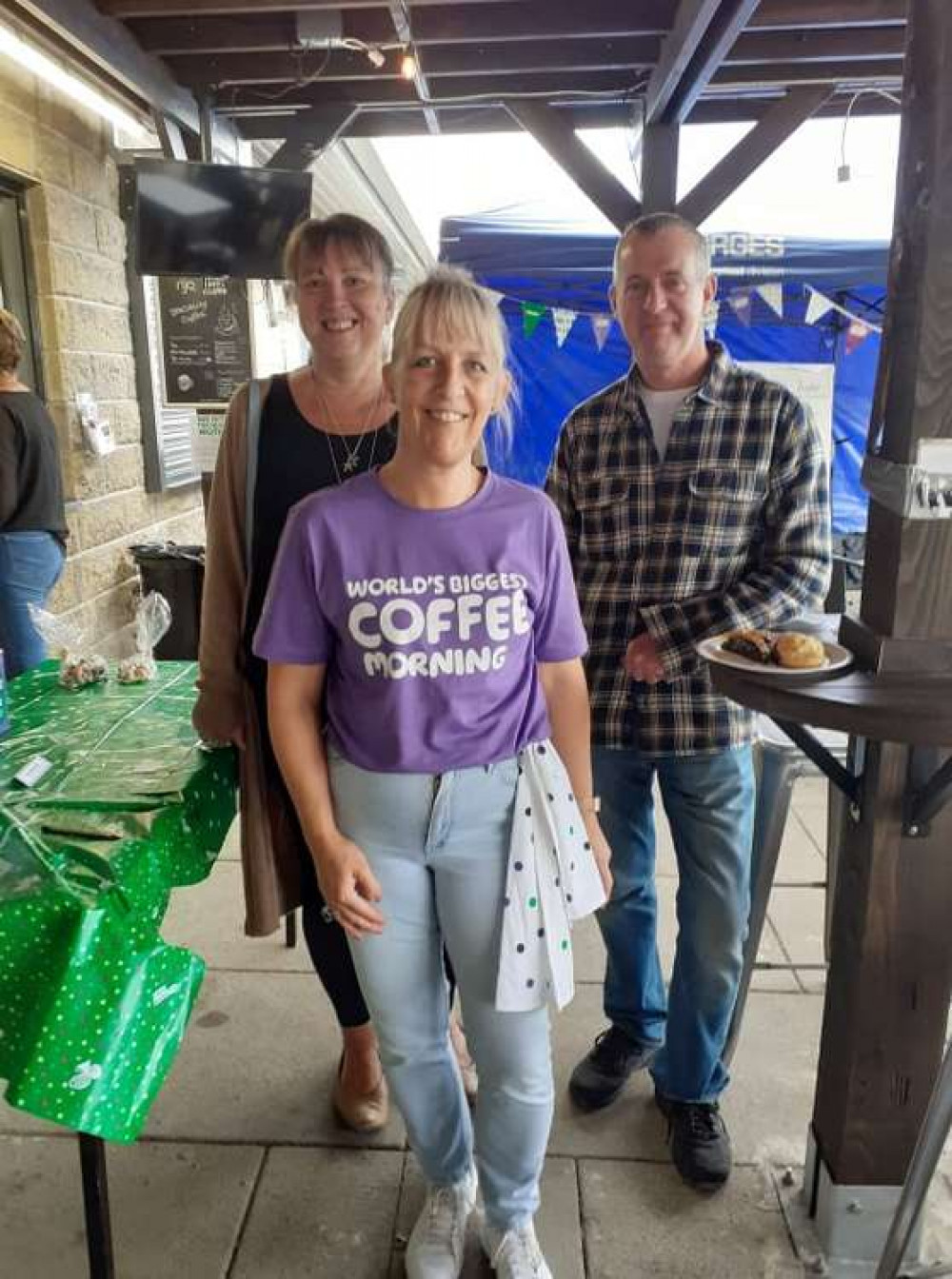 Dave Woodward and partner Jill Dale with Judith at her fundraising event Dave Woodward and partner Jill Dale with Judith at her fundraising event