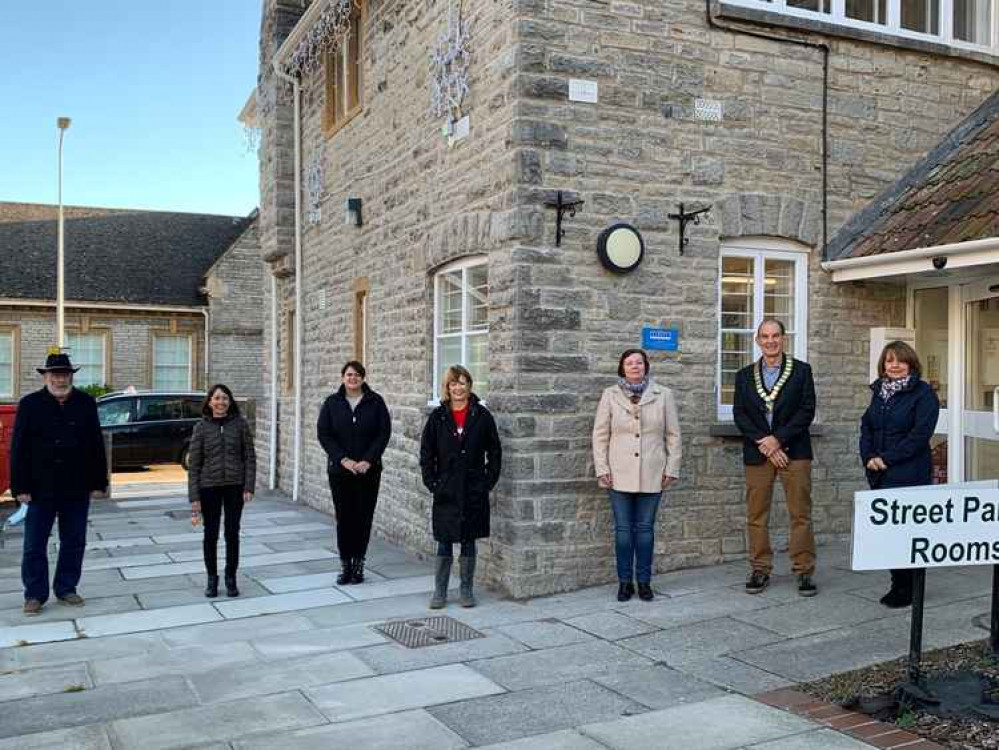 Andy Leafe (chairman, Street Parish Council), Peter Goater (councillor), Linda Ruff (clerk), Jenny Marshfield (assistant clerk), Claire Axten (chair, Friends of Street Library), Jackie Ingle (library and information officer) and Anna Shore (librarian)