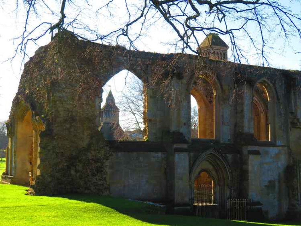 Glastonbury Abbey (Photo: Soo Hooper)