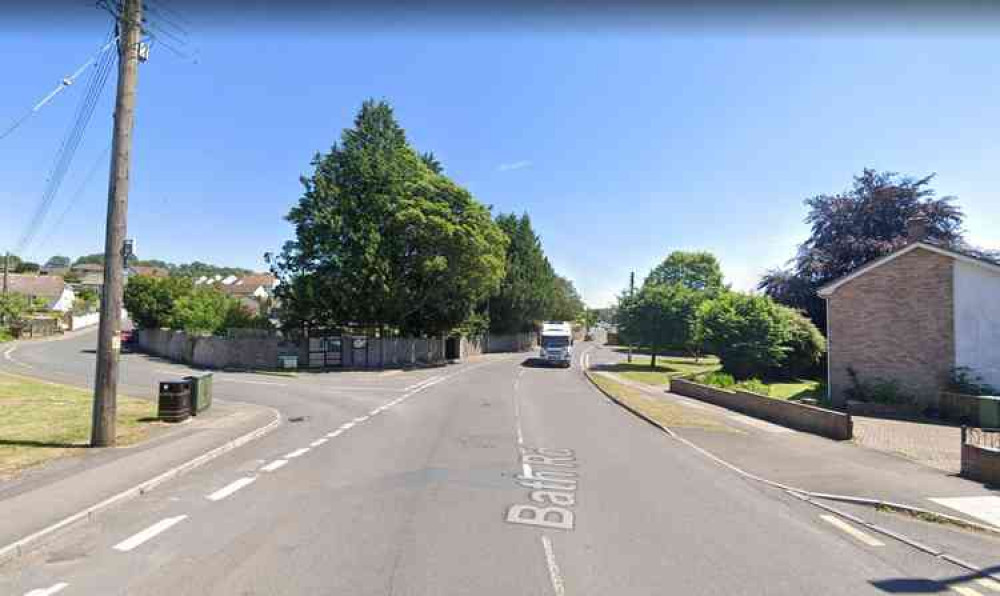 There are scheduled to be temporary traffic lights at the junction of Bath Road and Hawkers Lane next week (Photo: Google Street View)