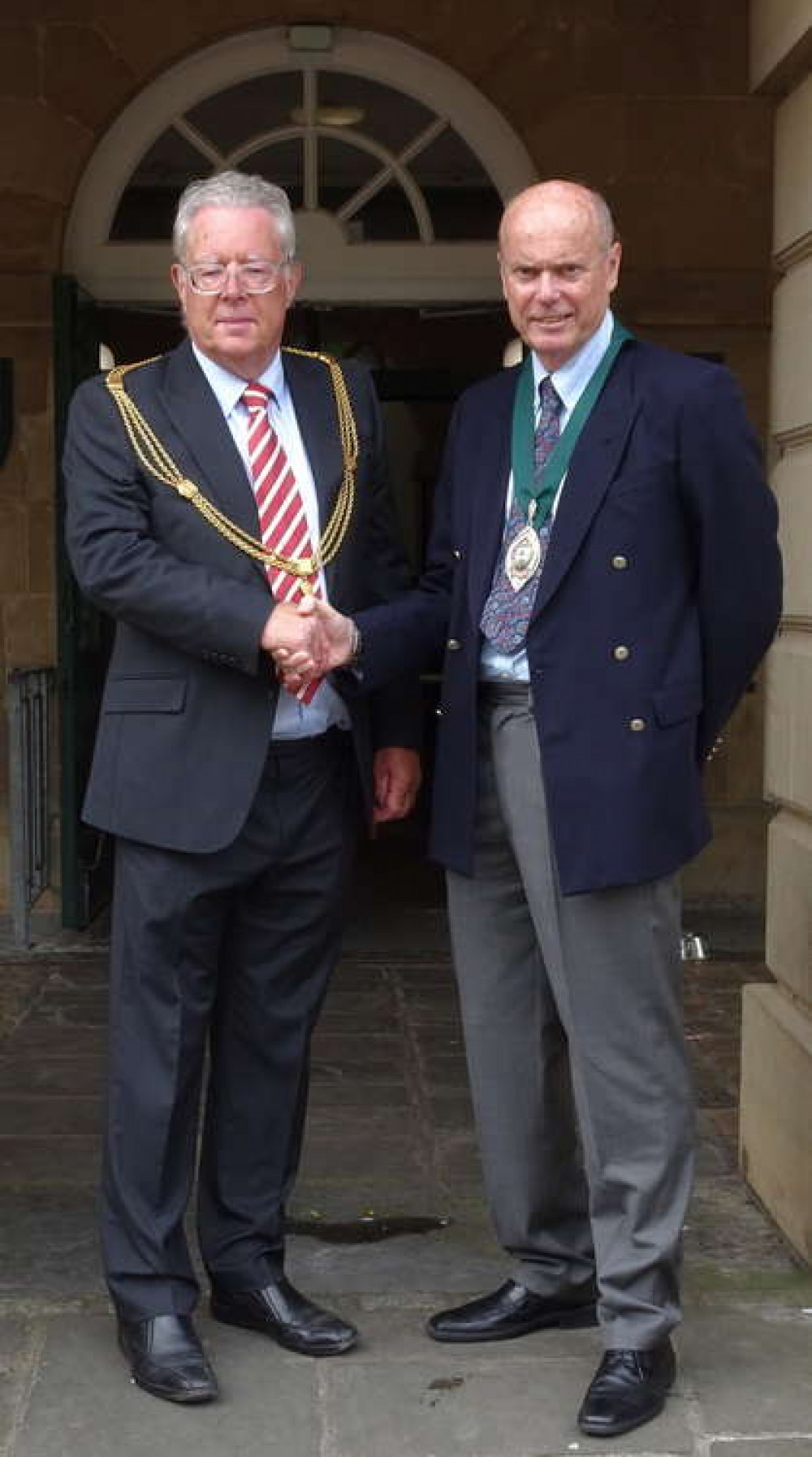 Mayor of Wells, Philip Welch, congratulates Stewart Cursley