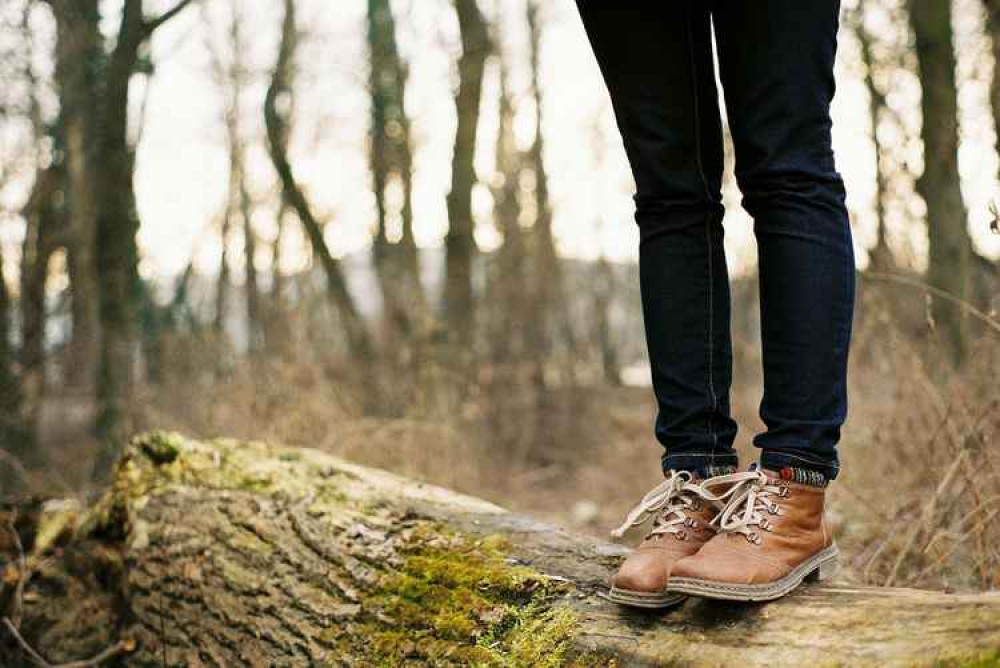 Dorchester councillors have backed a charter which aims to prioritise walkers in the town Dorchester councillors have backed a charter which aims to prioritise walkers in the town