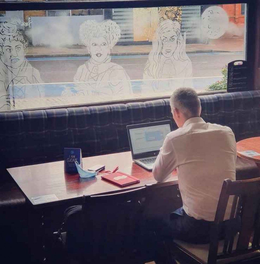 The 'pub desk' is becoming increasingly popular in pubs