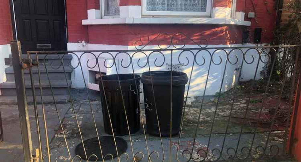 Bins in Tooting | Photo not connected to story.